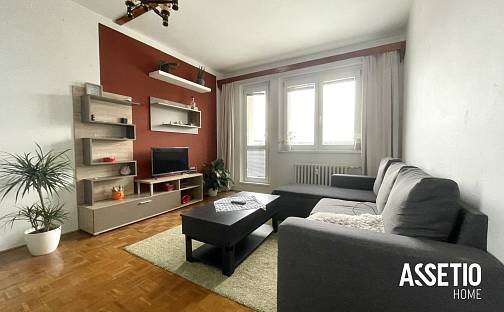 Pronájem bytu 2+1 53 m², třída Svobody, Zlín - Malenovice