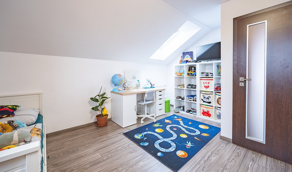 Prodej domu 155 m² s pozemkem 737 m², Rožďalovice – náhled fotky 26