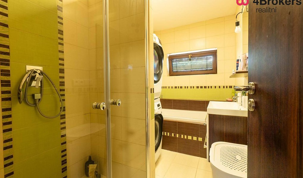 Prodej domu 257 m² s pozemkem 458 m², Chrudim – náhled fotky 23