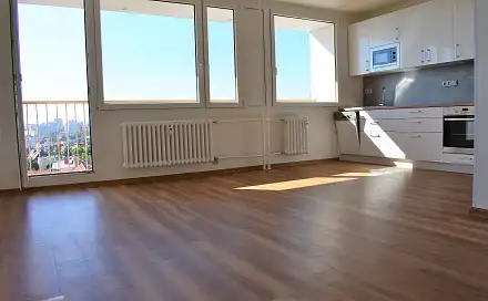 Pronájem bytu 3+kk 67 m²