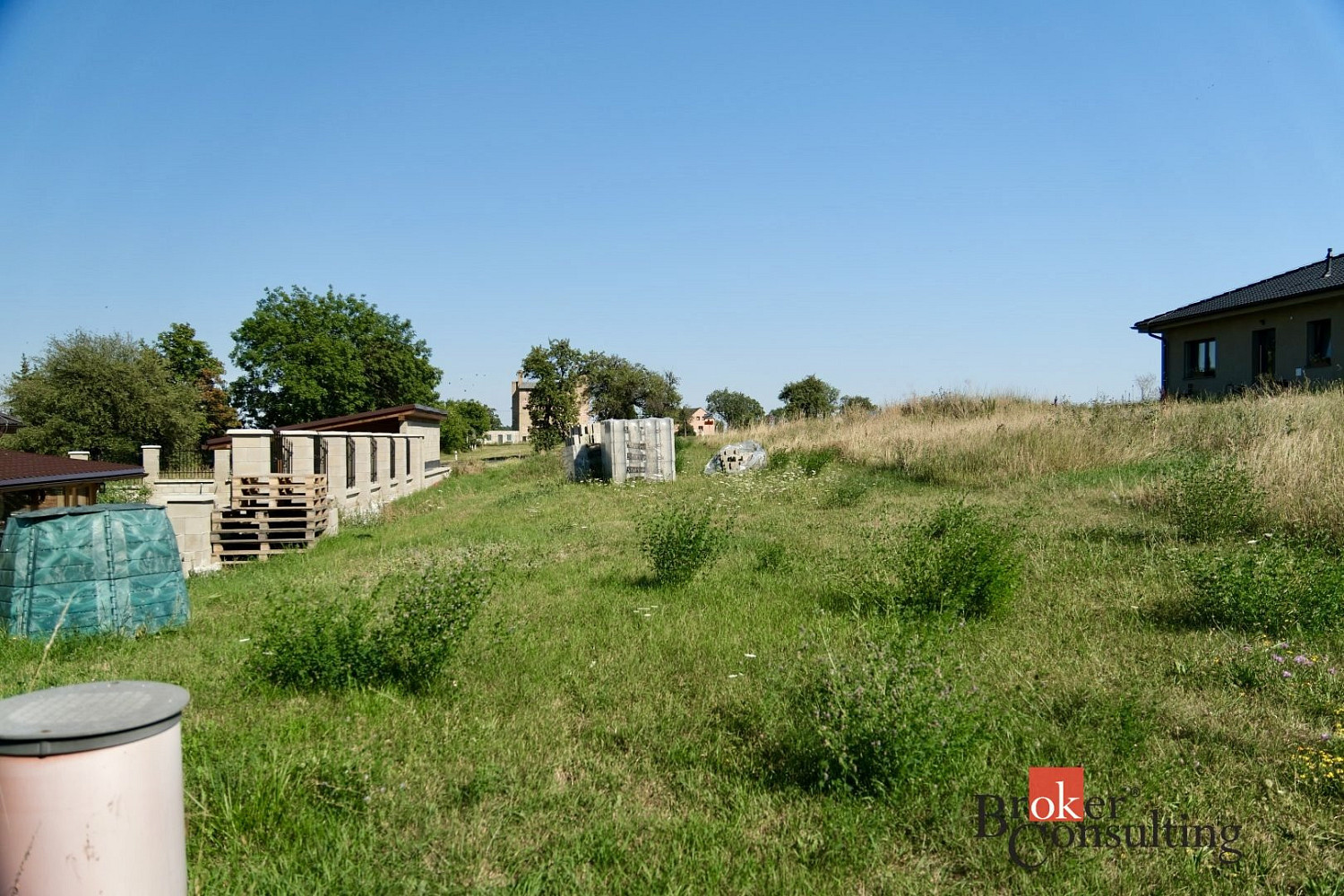 Prodej stavebního pozemku 881 m² – fotografie 3
