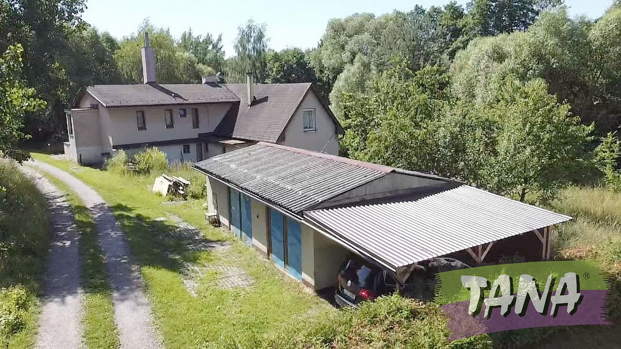 Prodej domu 219 m² s pozemkem 3 334 m²