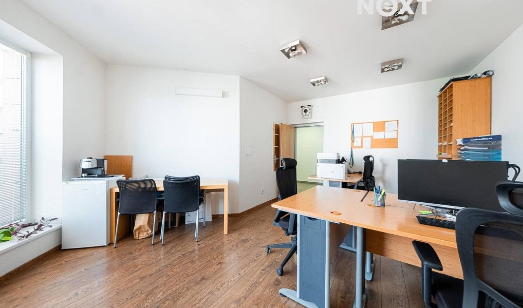 Prodej kanceláře 28 m², Pardubice – náhled fotky 14