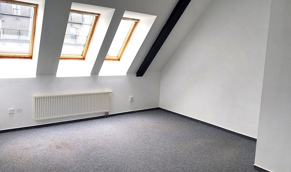 Pronájem kanceláře 100 m², Liberec – náhled fotky 8