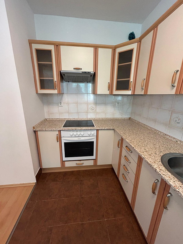 Pronájem bytu 2+1 86 m² – fotografie 2