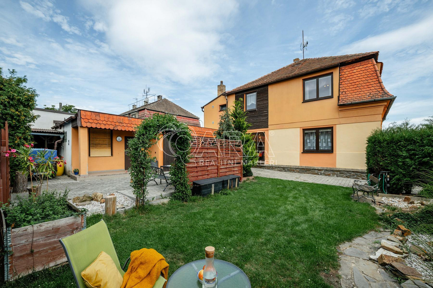 Prodej domu 184 m² s pozemkem 577 m²