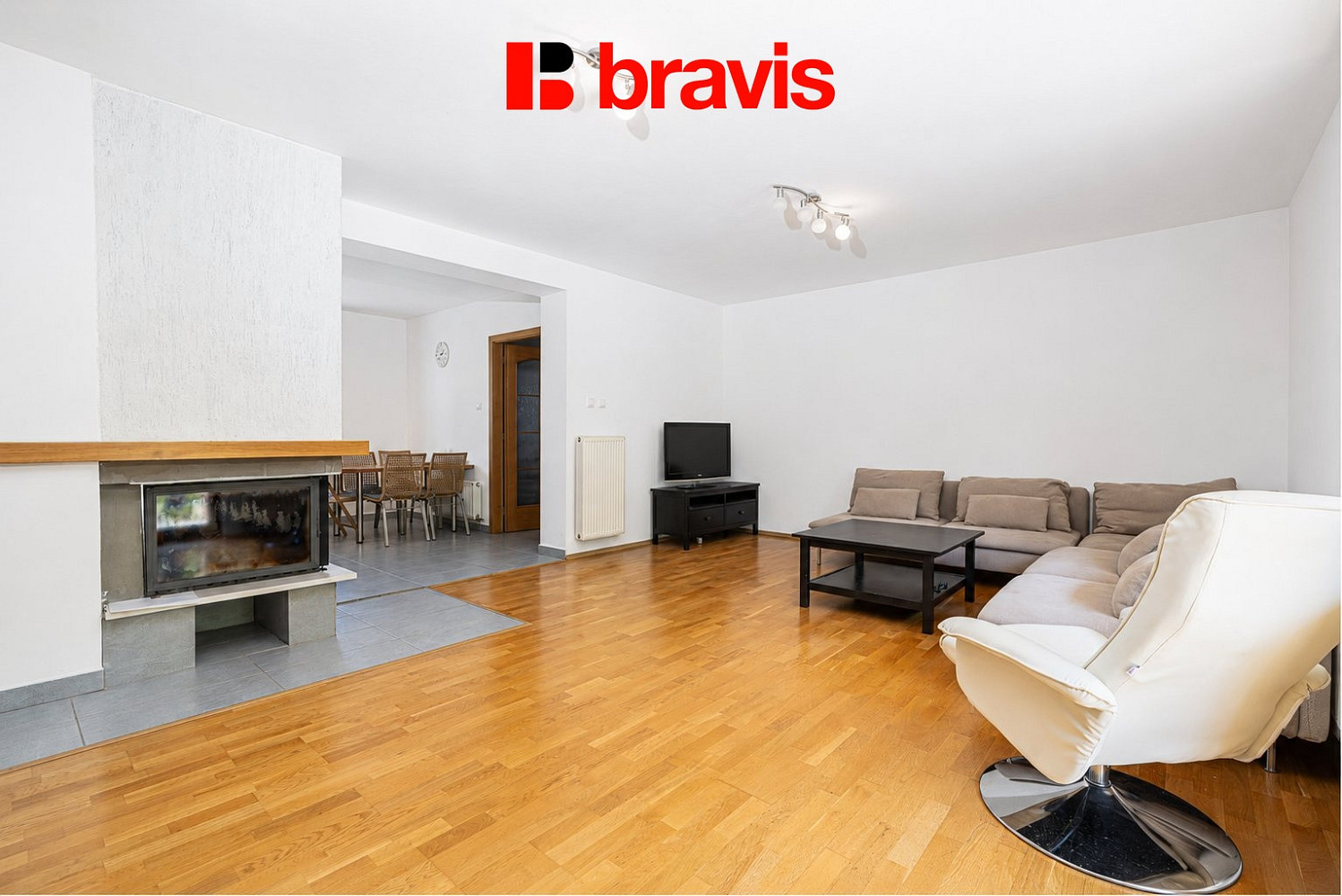 Pronájem domu 182 m² s pozemkem 60 m² – fotografie 3