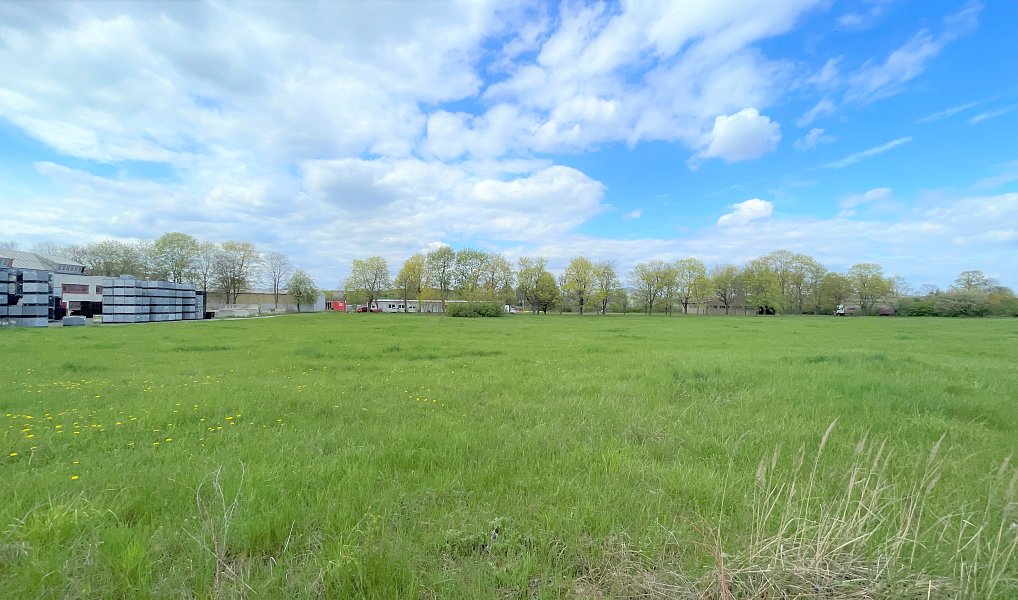 Prodej komerčního pozemku 26 712 m², Louny – náhled fotky 13