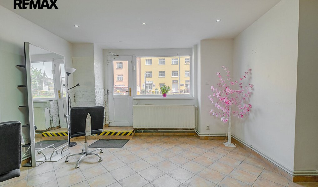 Pronájem obchodních prostor 151 m², Praha – náhled fotky 9