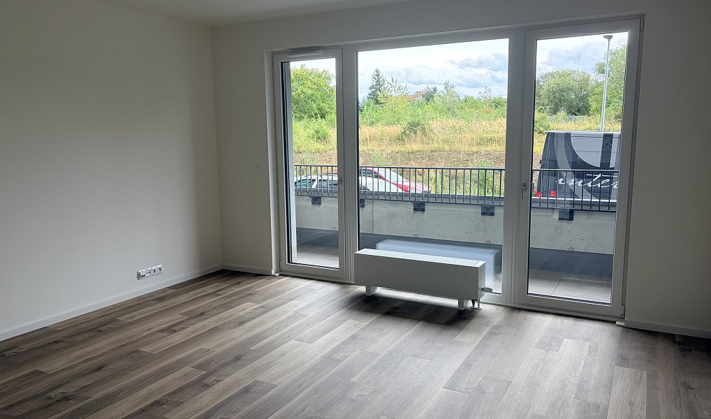 Prodej bytu 1+kk 37 m², Praha – náhled fotky 4