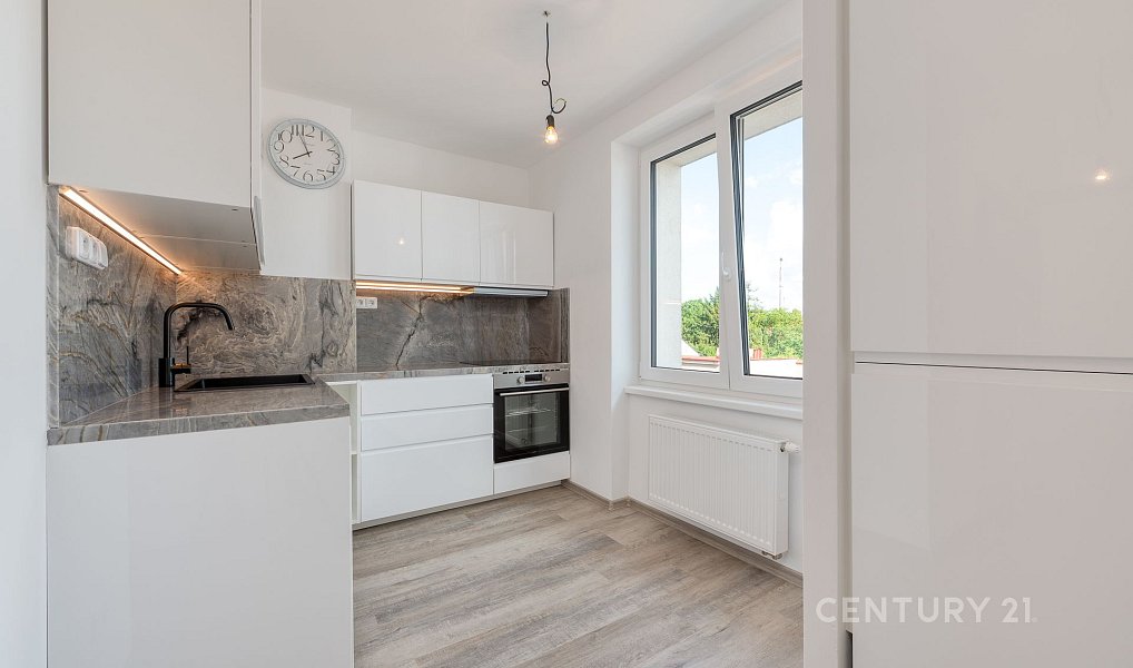 Prodej bytu 2+1 56 m², Nymburk – náhled fotky 2