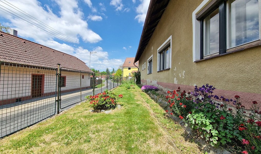 Prodej domu 90 m² s pozemkem 661 m², Uzeničky – náhled fotky 6