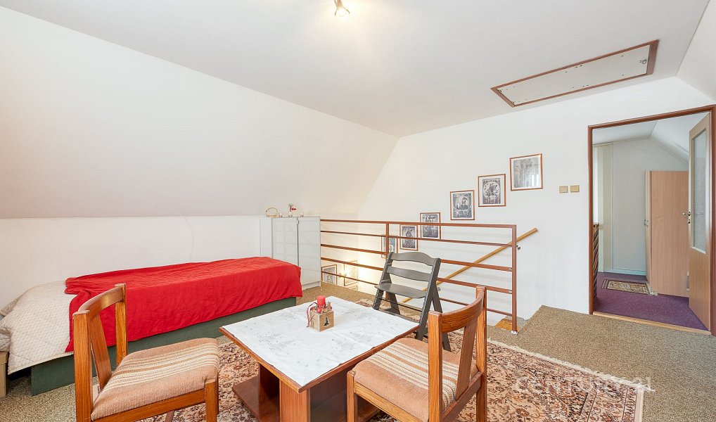Prodej domu 139 m² s pozemkem 822 m², Dobrovice – náhled fotky 20