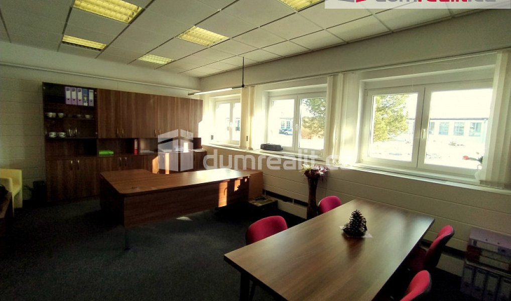 Pronájem kanceláře 28 m², Třeboň – náhled fotky 3