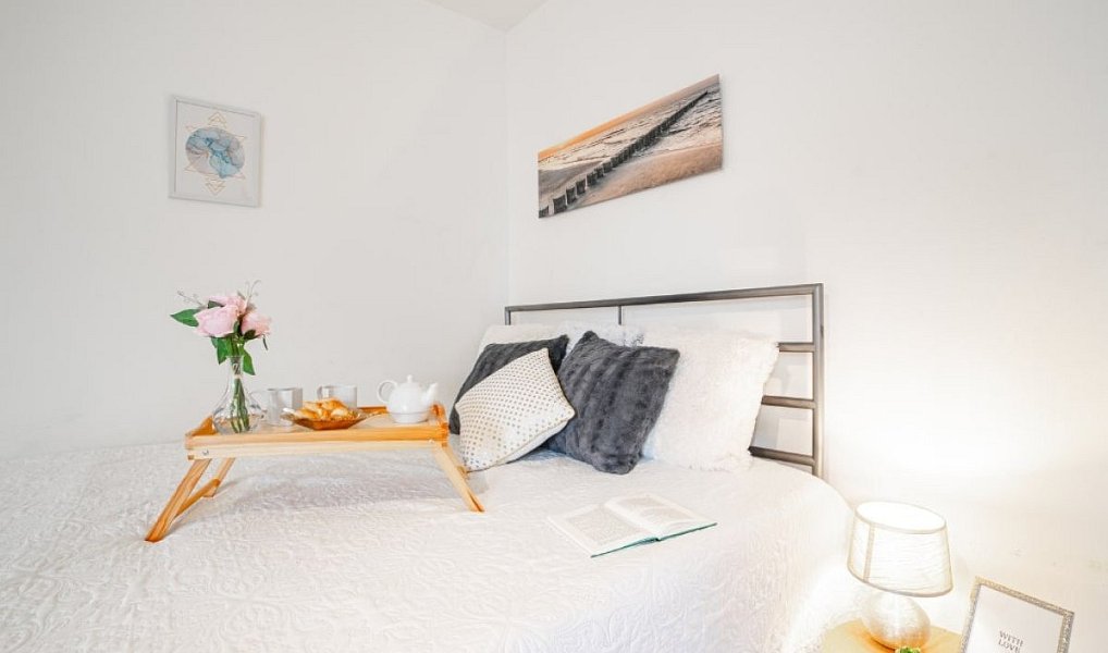 Pronájem bytu 1+kk 33 m², Praha – náhled fotky 8