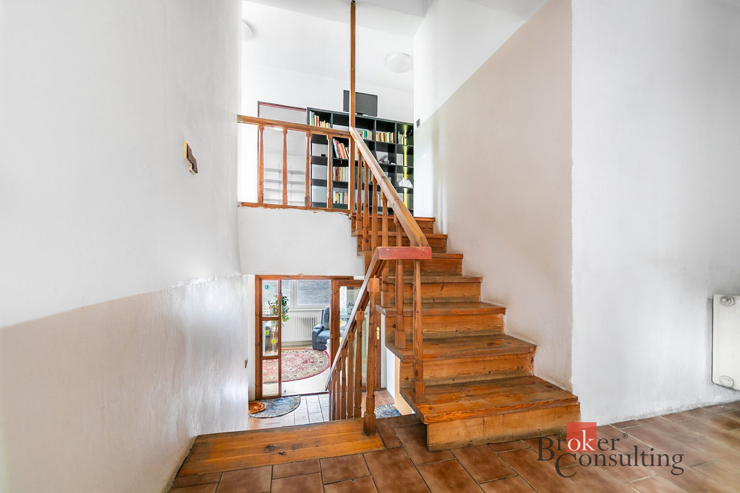 Prodej domu 263 m² s pozemkem 895 m² – fotografie 3