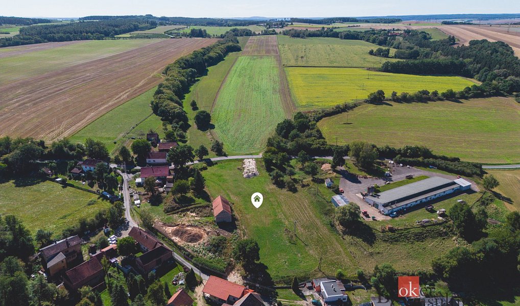 Prodej stavebního pozemku 7 544 m², Radnice – fotka 1 z 26