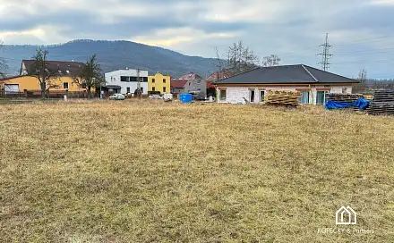 Prodej stavebního pozemku 1 364 m²