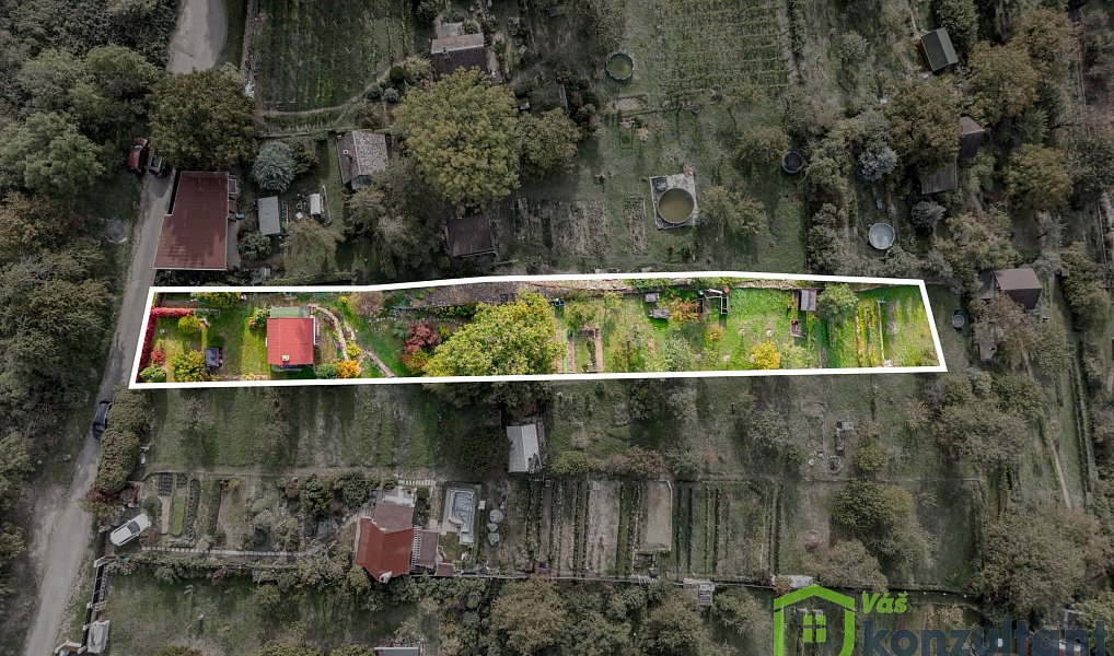 Prodej zahrady 1 133 m², Malé Žernoseky – náhled fotky 3