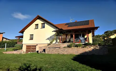 Prodej domu 267 m² s pozemkem 1 050 m², Pařezov - Nový Pařezov, okres Domažlice