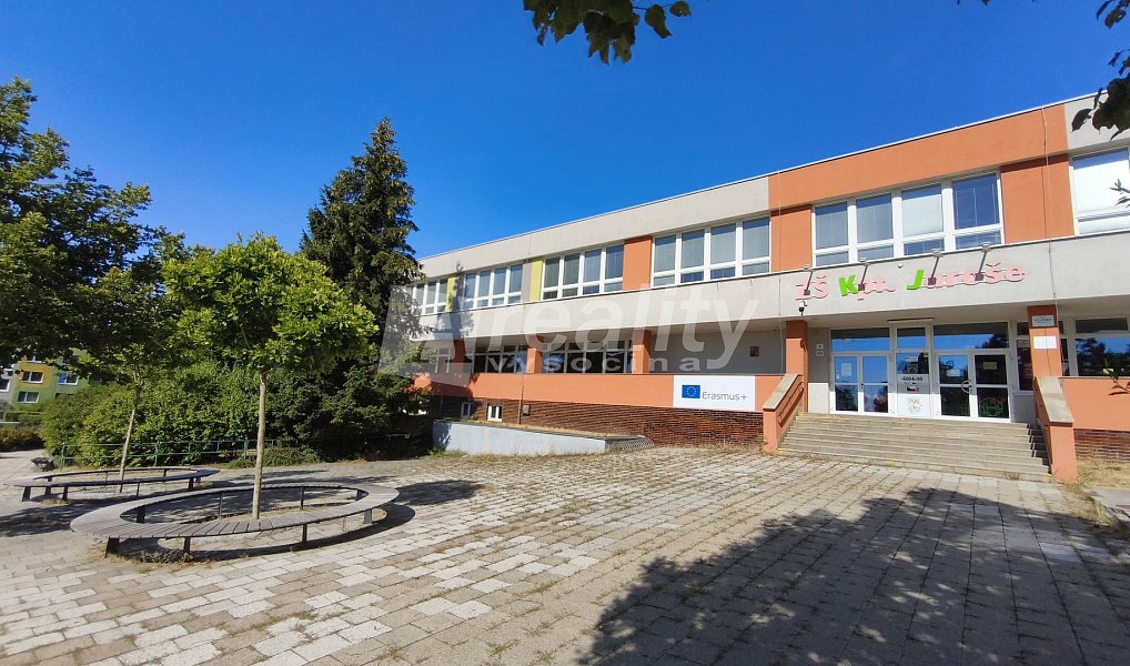 Prodej bytu 3+1 75 m², Třebíč – náhled fotky 31