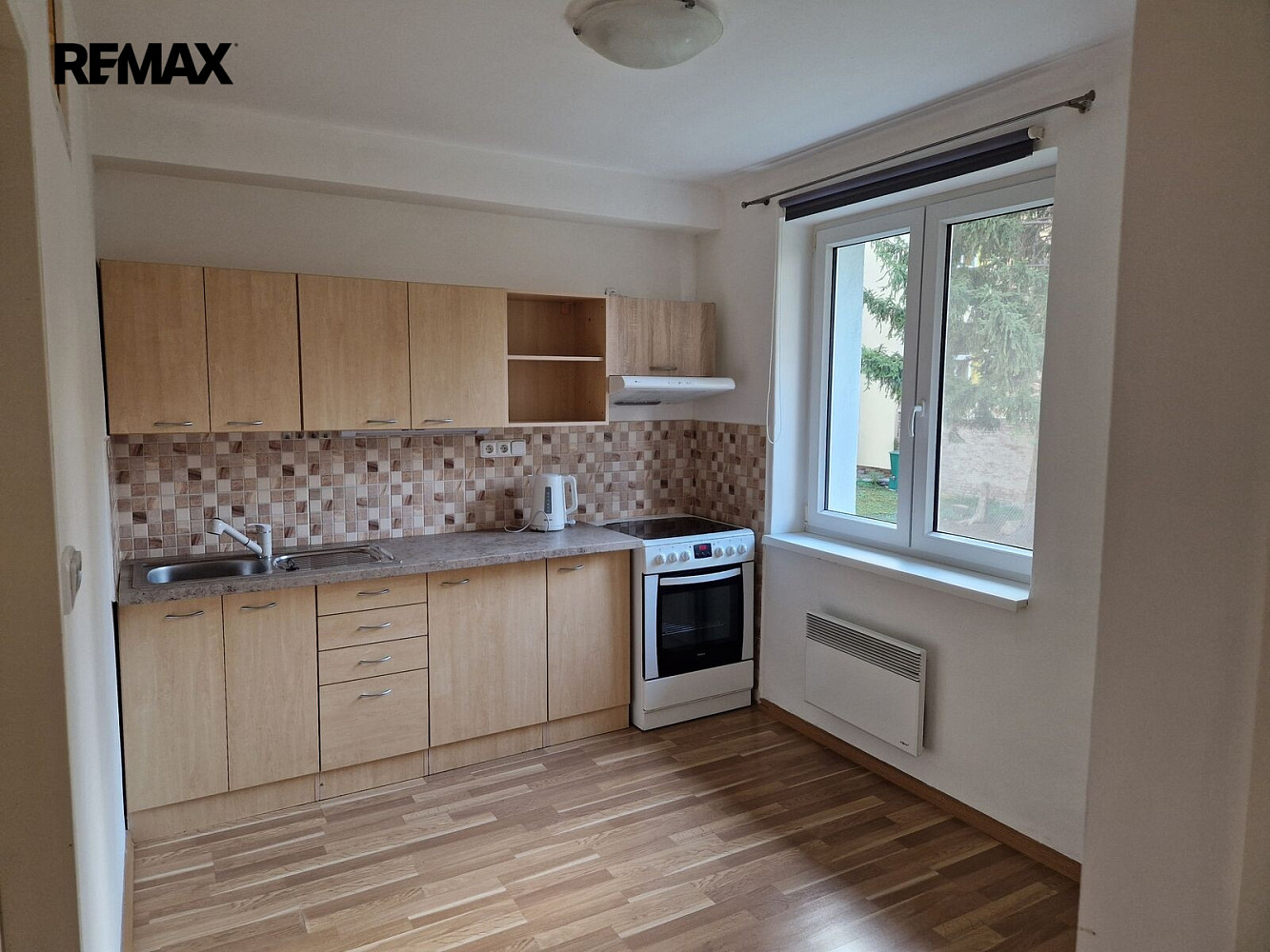 Pronájem bytu 1+1 32 m² — photo 2