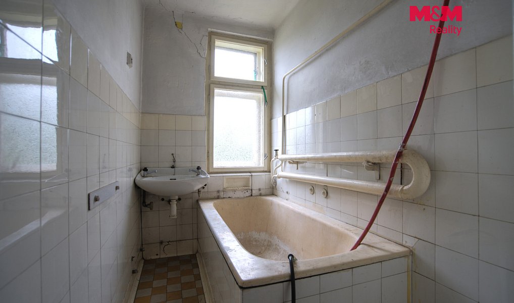 Prodej domu 273 m² s pozemkem 1 256 m², Šenov – náhled fotky 23