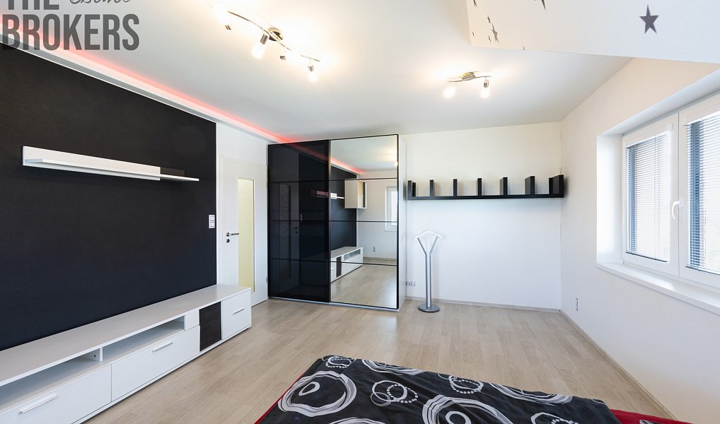 Prodej bytu 4+kk 97 m², Praha – náhled fotky 5
