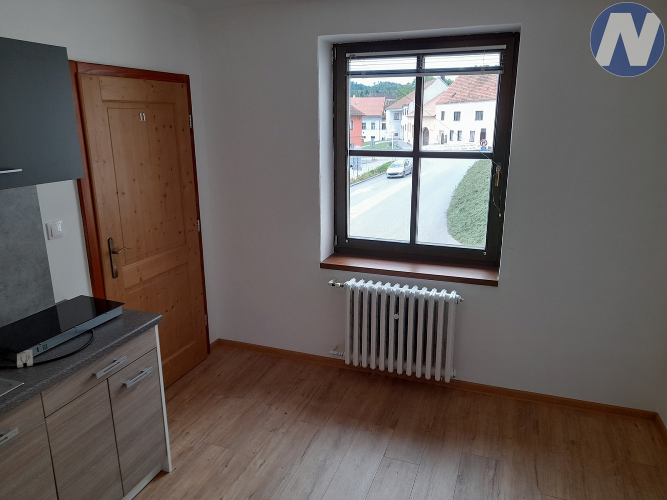 Pronájem bytu 2+kk 34 m² – fotografie 3