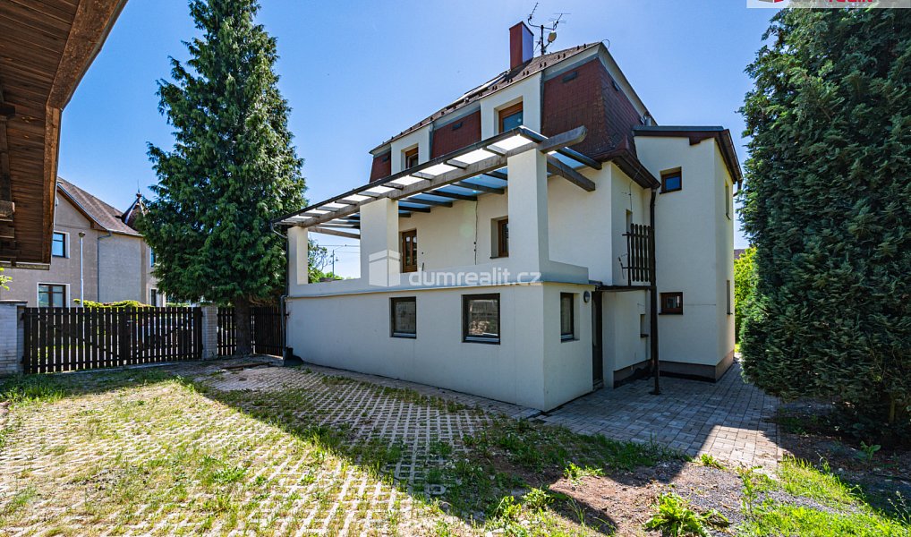 Prodej domu 300 m² s pozemkem 888 m², Sadov – náhled fotky 3
