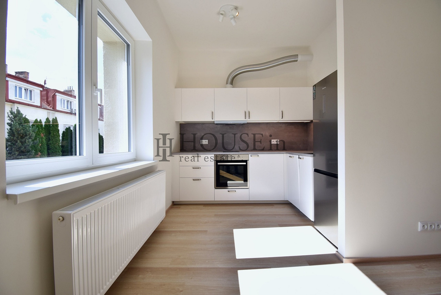 Pronájem bytu 2+kk 37 m²