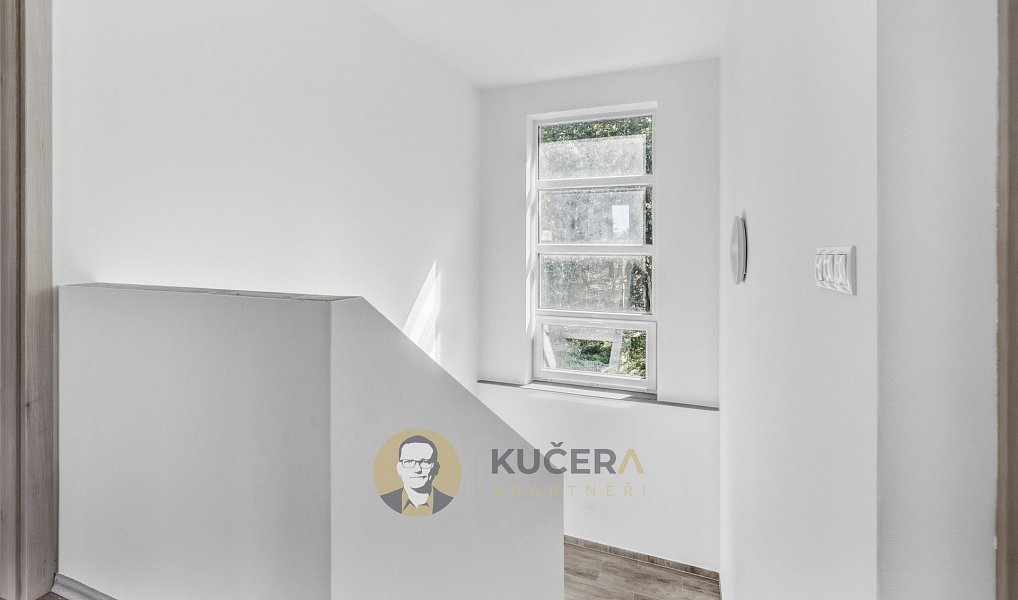 Prodej domu 124 m² s pozemkem 235 m², Neratovice – náhled fotky 32