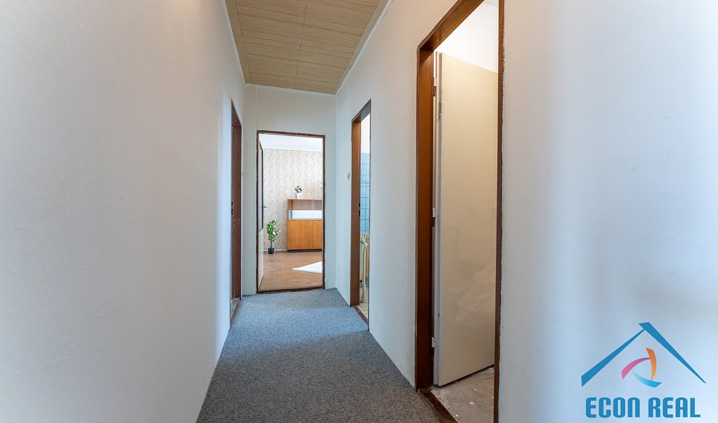 Prodej domu 150 m² s pozemkem 830 m², Jesenice – náhled fotky 7