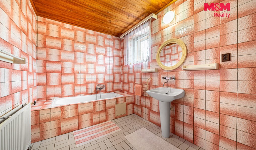 Prodej ubytovacího objektu 700 m², Abertamy – náhled fotky 27