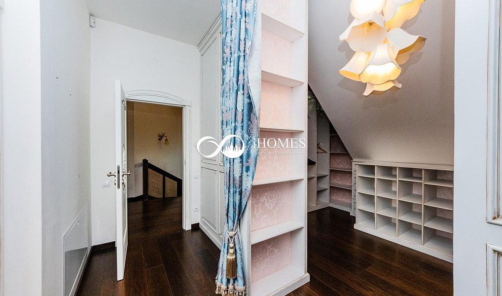 Prodej domu 484 m² s pozemkem 5 684 m², Praha – náhled fotky 42