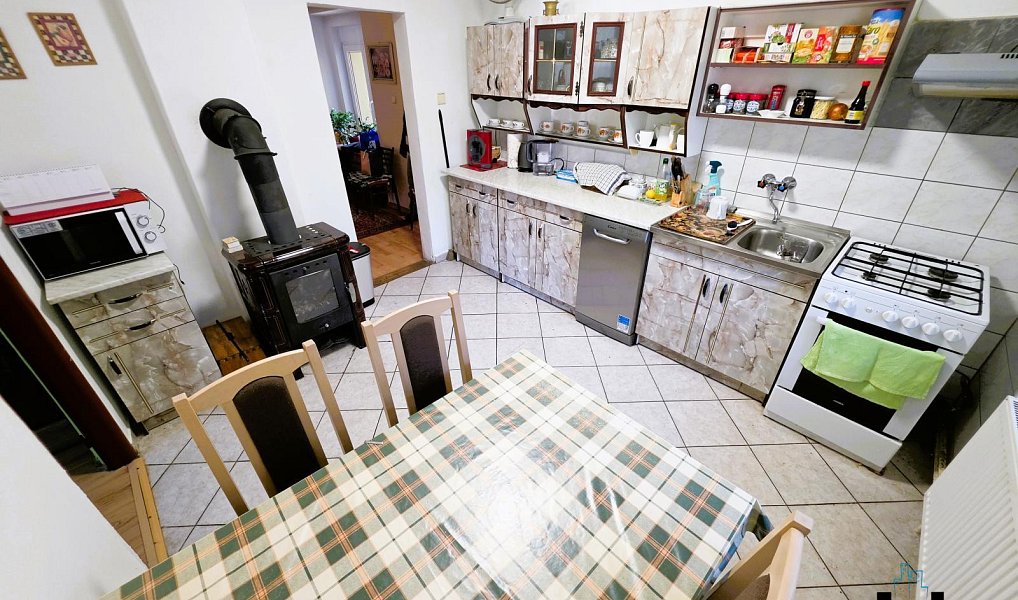 Prodej domu 200 m² s pozemkem 1 080 m², Výškov – náhled fotky 6