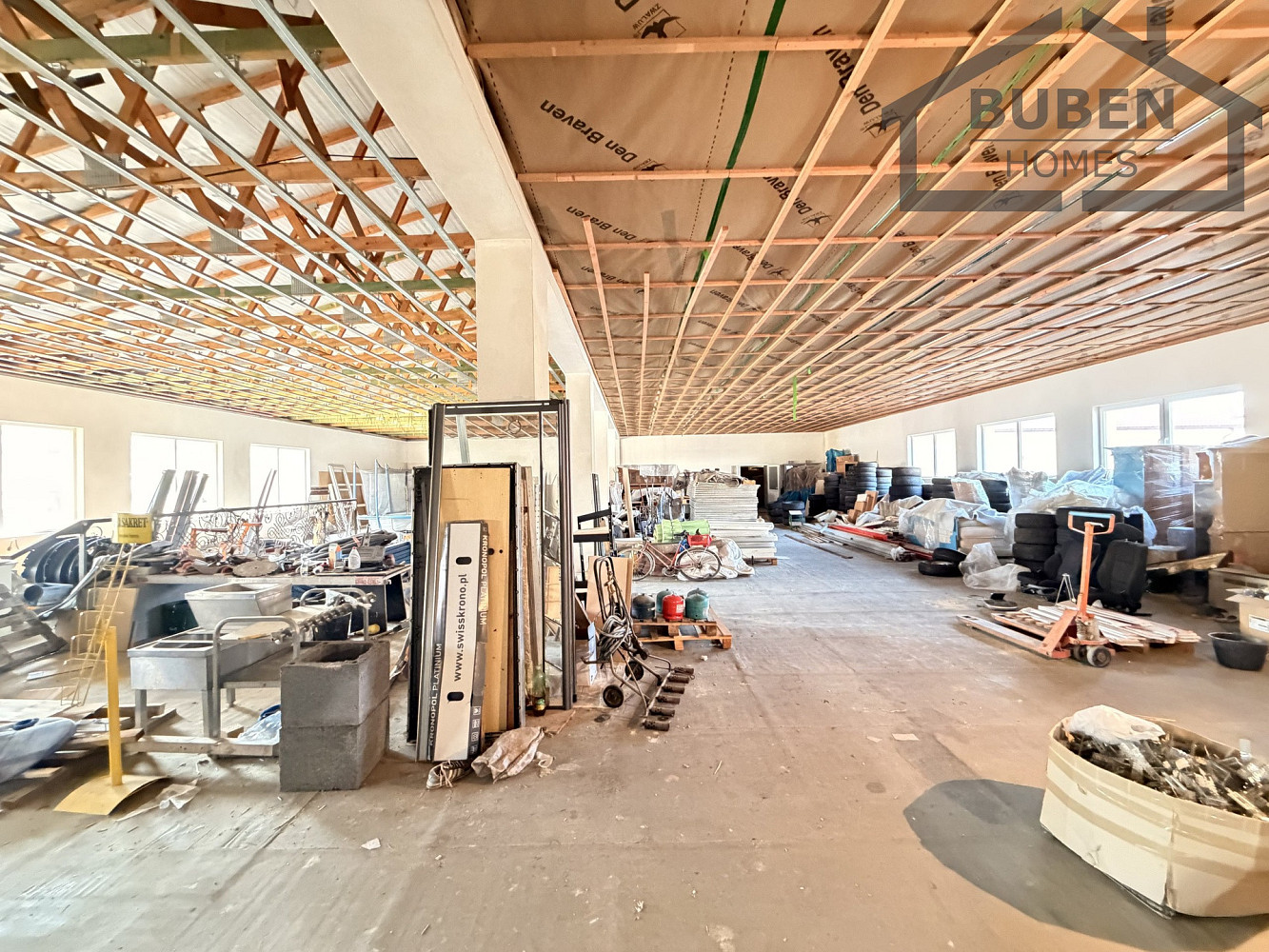 Prodej obchodních prostor 1 200 m² – fotografie 2
