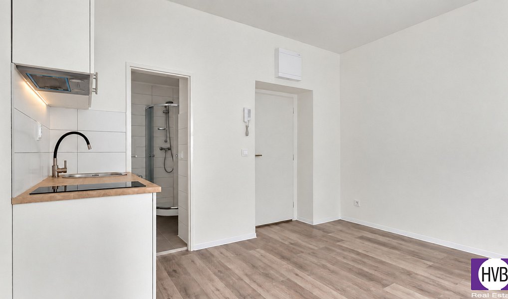 Prodej bytu 1+kk 17 m², Praha – náhled fotky 4