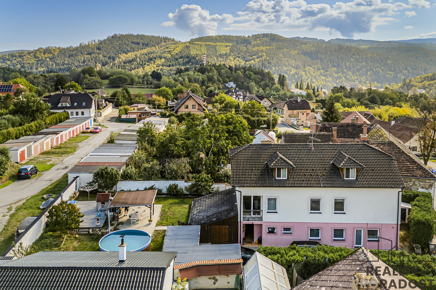 Prodej domu 284 m² s pozemkem 806 m² – fotografie 3