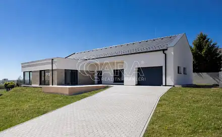 Prodej domu 167 m² s pozemkem 814 m², Na Špičníku, Divišov, okres Benešov