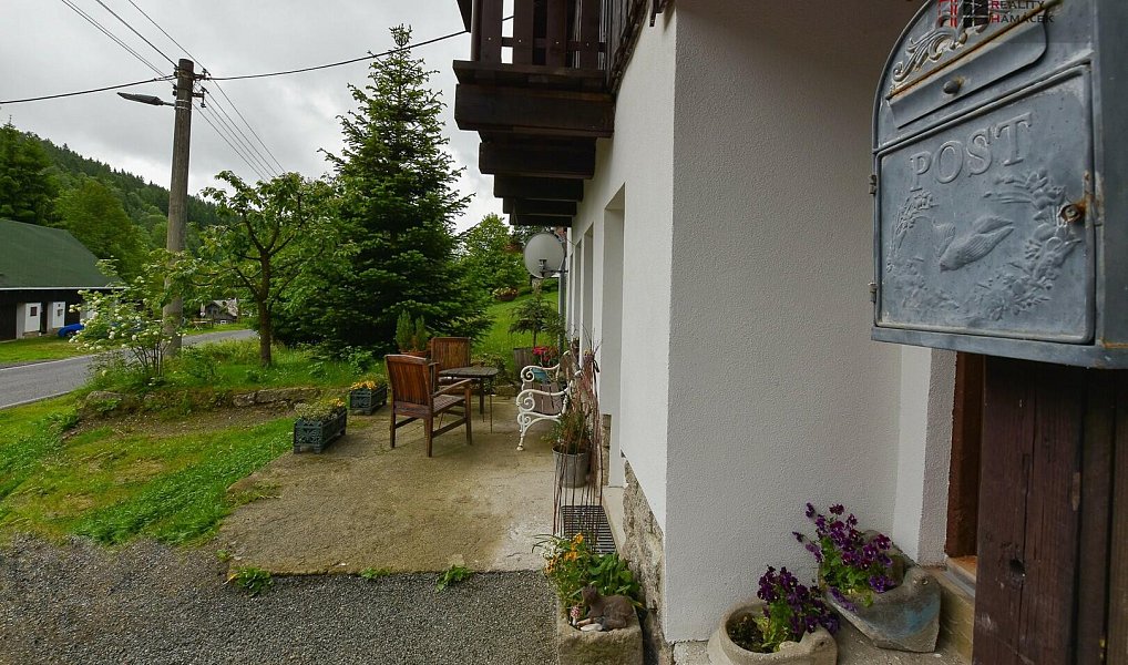 Prodej domu 421 m² s pozemkem 443 m², Desná – náhled fotky 13