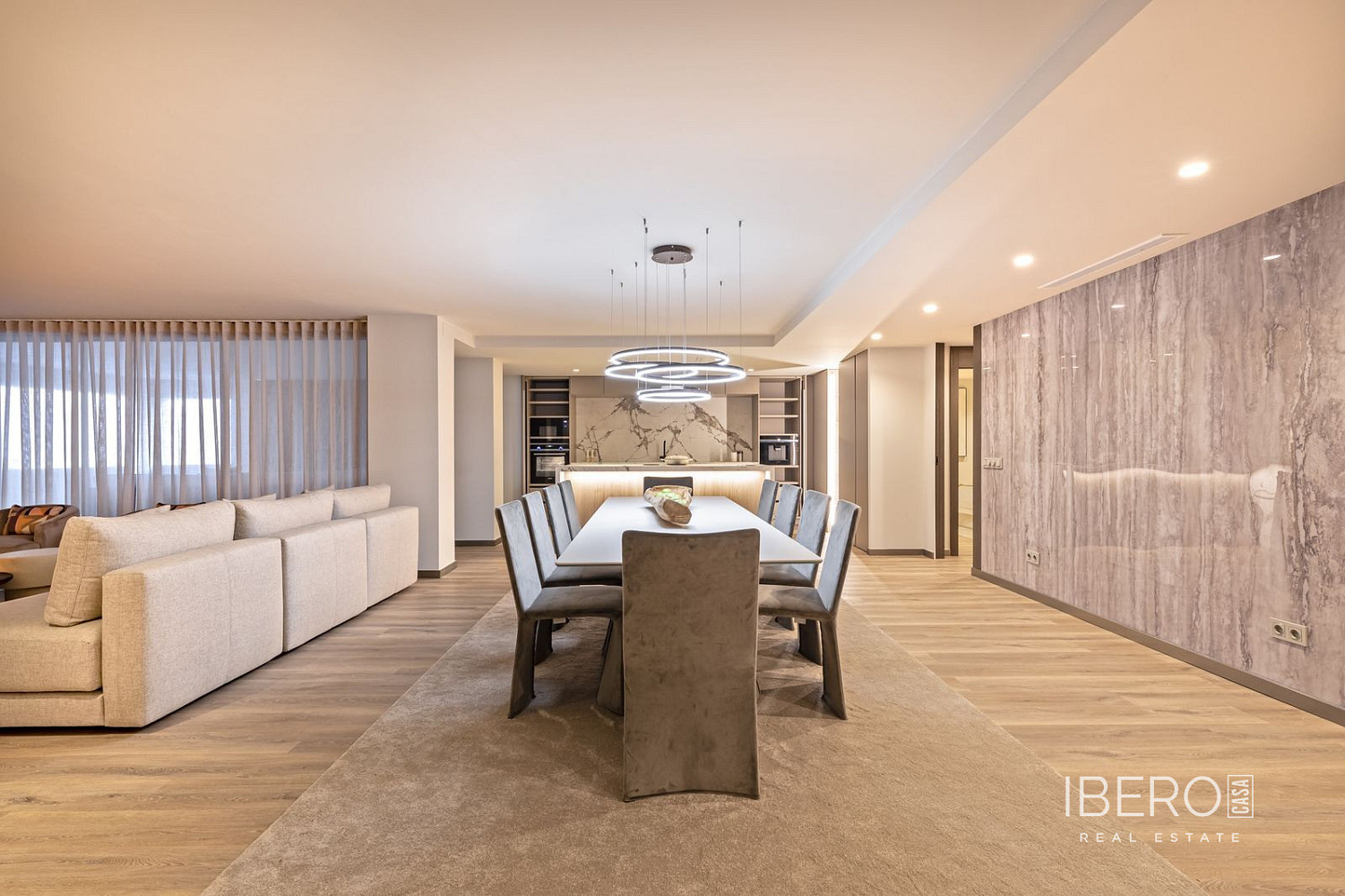 Piso 6+kk – Marbella, Nueva Andalucía - Vista 3