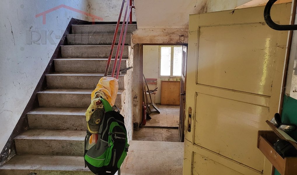 Prodej domu 180 m² s pozemkem 3 200 m², Jesenný – náhled fotky 15