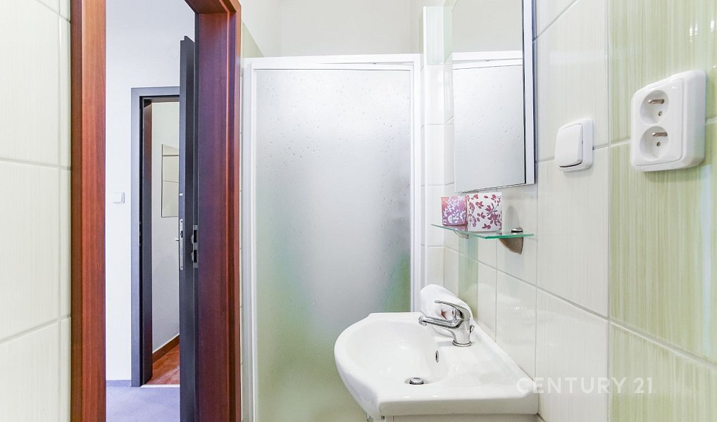 Pronájem bytu 1+kk 22 m², Znojmo – náhled fotky 6