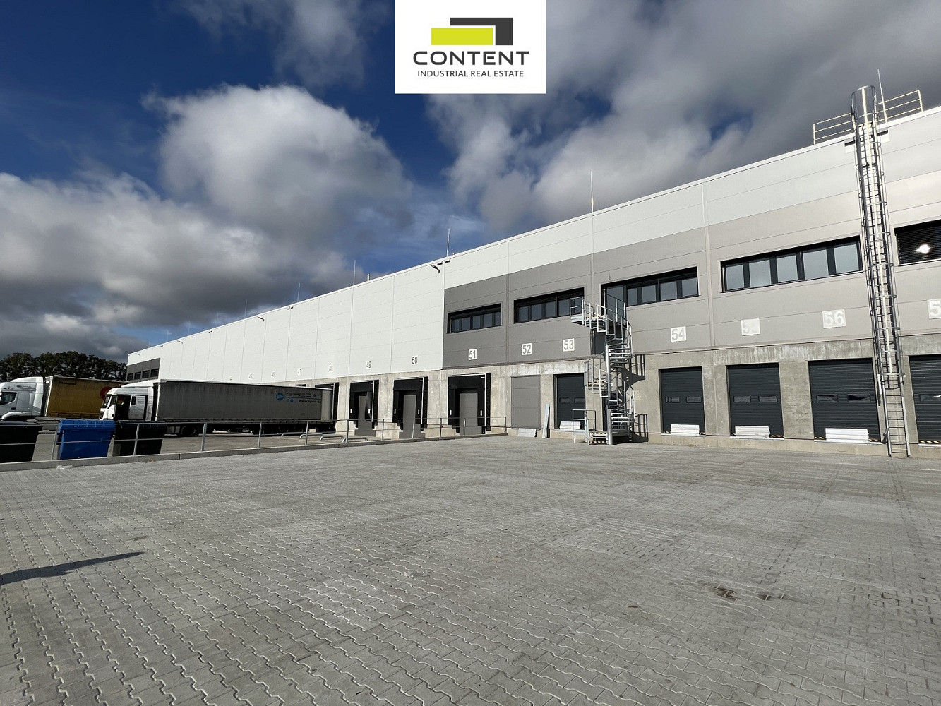 Pronájem skladovacích prostor 2 940 m² – fotografie 4