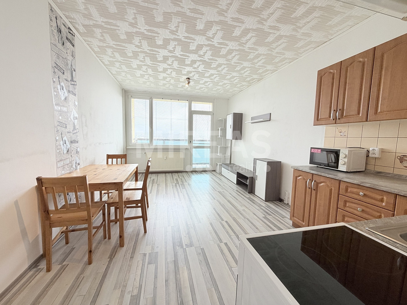Pronájem bytu 2+kk 34 m² — photo 2