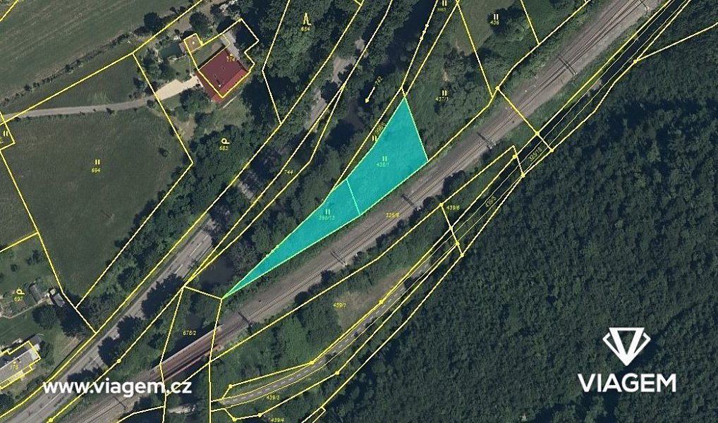 Prodej pole 952 m², Dolní Dobrouč – náhled fotky 3