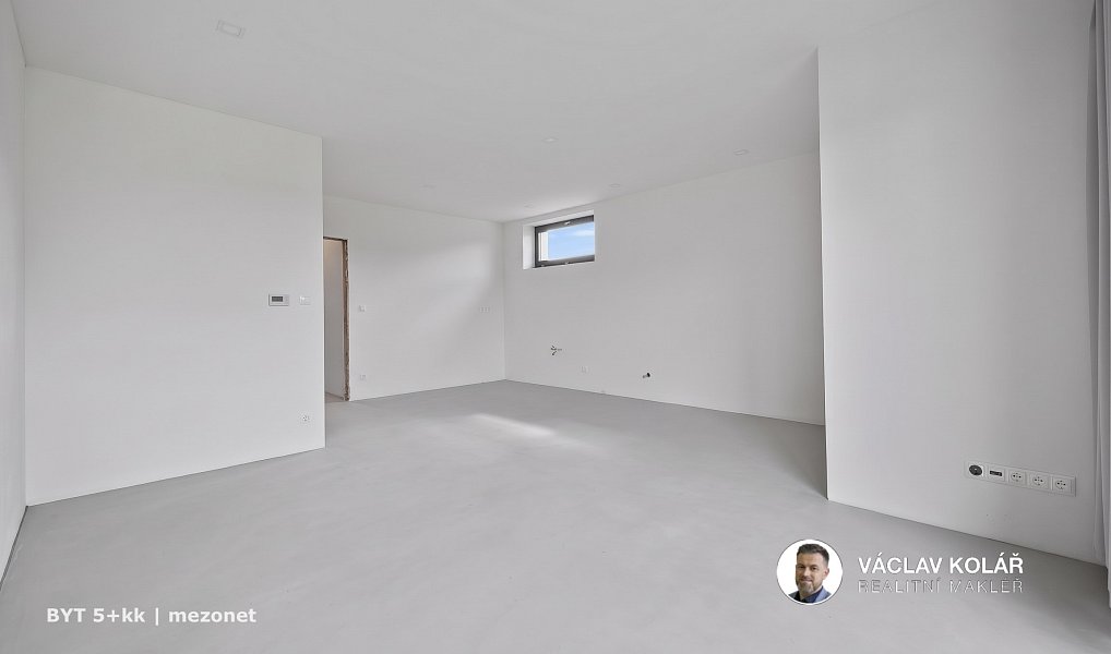 Prodej domu 338 m² s pozemkem 816 m², Horoušany – náhled fotky 21