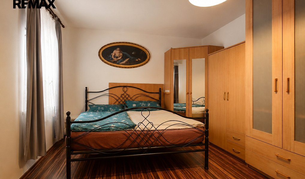 Prodej domu 236 m² s pozemkem 1 191 m², Hradec Králové – náhled fotky 16