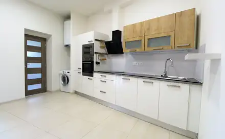 Pronájem bytu 2+kk 44 m²